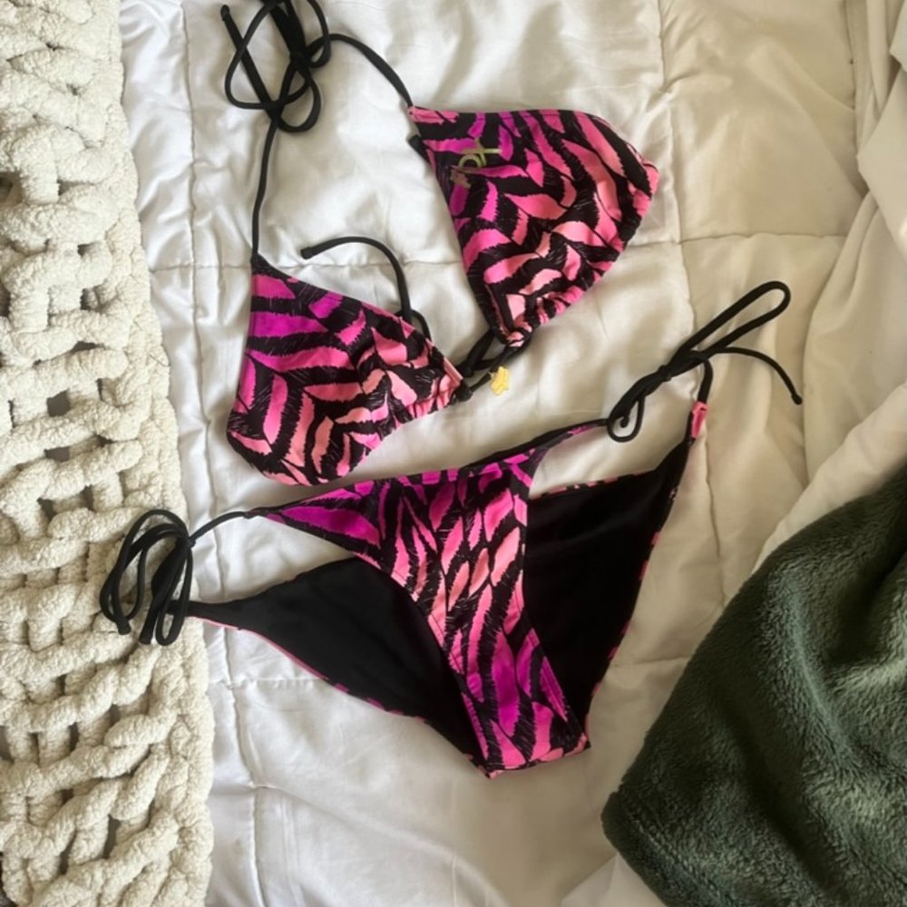 COPY - hot pink fox bikini